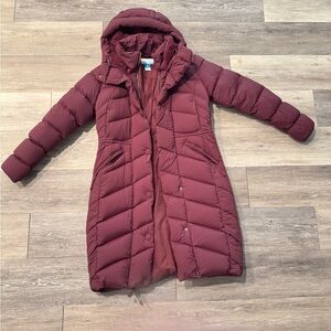 Columbia Women's Maroon Puffer Jacket